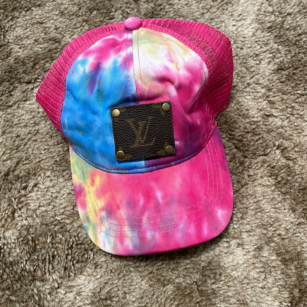 tiedye ponytail hat